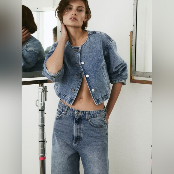 💎 Brand New Jewel Embellished Cropped Collarless Denim Jean Jacket Size S - Picture 10 of 12